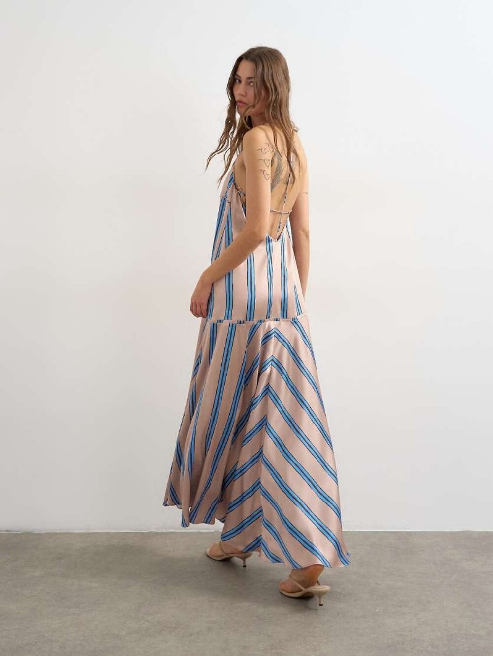 NWT TOPSHOP SUPERCUTE MAXI DRESS - Picture 2 of 2